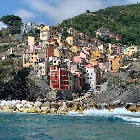 Linda - 5 Terre Near The Station Apartment La Spezia